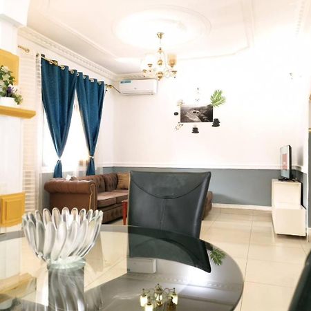 Apparts meublés Tigson Yaoundé Esterno foto